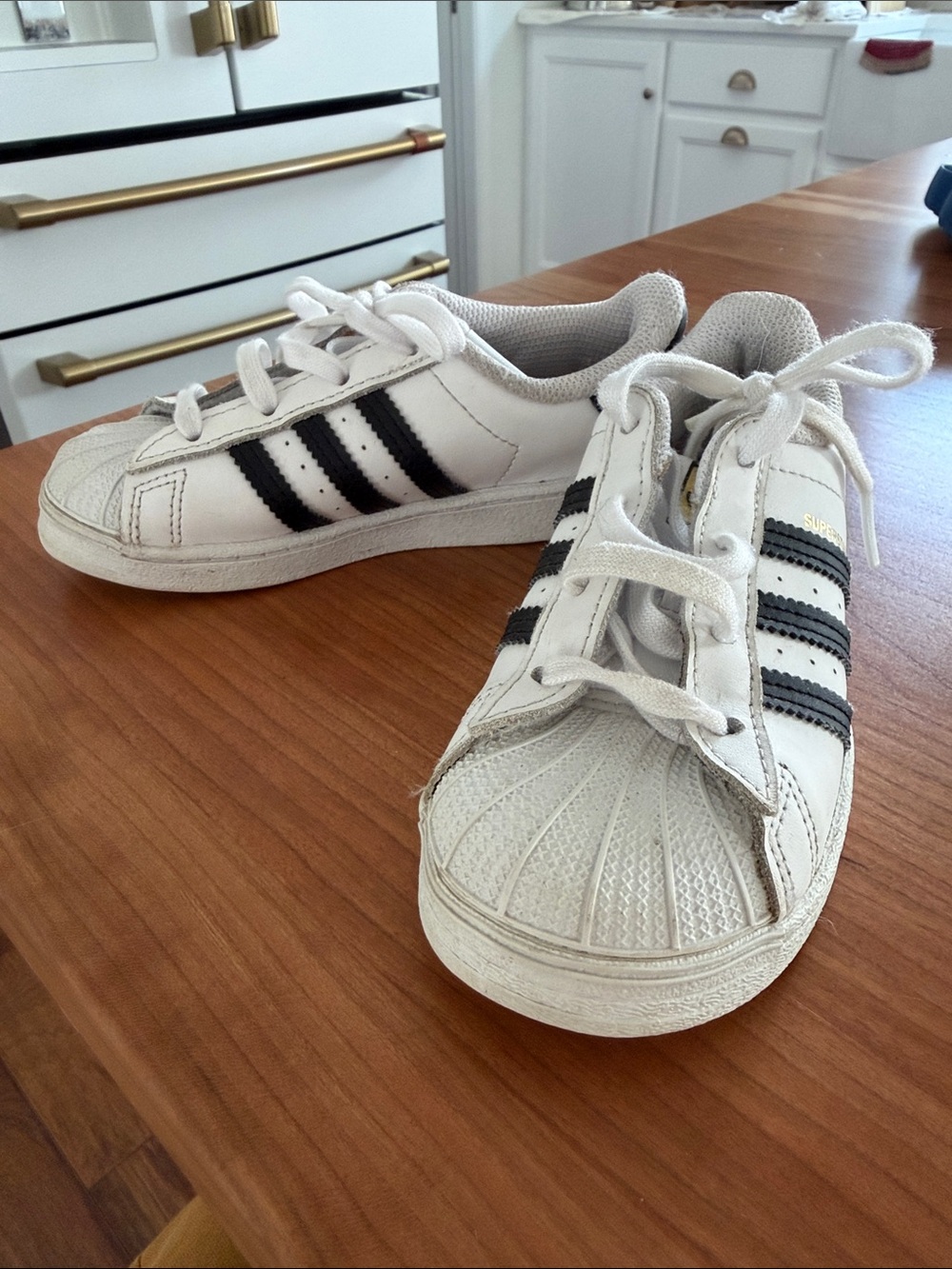 Toddler Adidas Superstar size 10